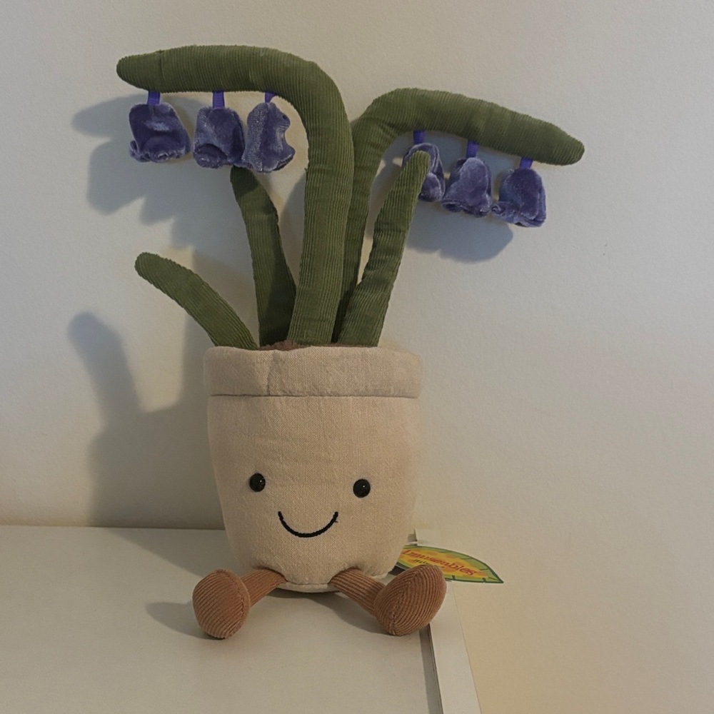 NWT Jellycat Amuseable Bluebell💜